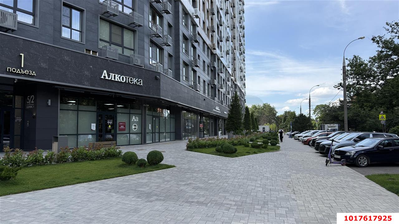 Фото №8: Торговое помещение 75&nbsp;м², 1/20&nbsp;эт. - Краснодар, Центральный внутригородской округ, Табачная Фабрика, мкр. ЖК Все Свои Вип, ул. Колхозная, 5/2к1