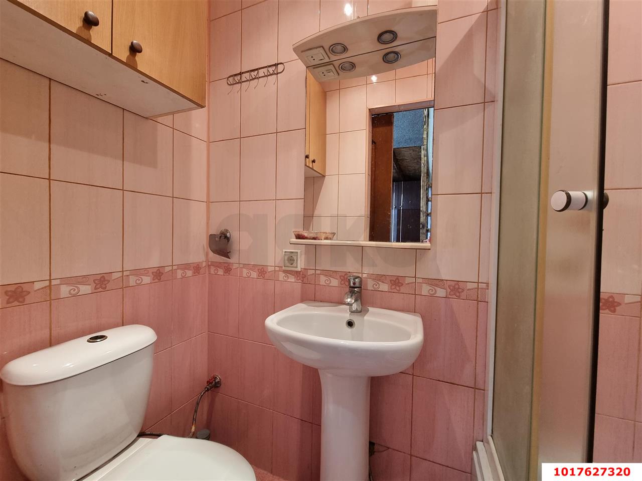 Фото №7: 2-комнатная квартира 27&nbsp;м², 1/2&nbsp;эт. - Краснодар, Центральный внутригородской округ, мкр. Центральный, ул. Гоголя, 107
