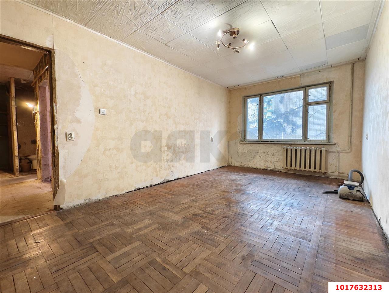 Фото №1: 2-комнатная квартира 44&nbsp;м², 1/5&nbsp;эт. - Краснодар, Прикубанский внутригородской округ, Фестивальный, мкр. Отделение № 1 совхоза Солнечный, ул. Совхозная, 6