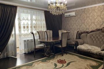 Фото №1: 4-комнатная квартира 75&nbsp;м², 1/9&nbsp;эт. - Адыгейск, ул. Пролетарская, 13