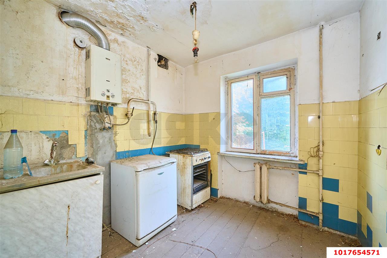 Фото №2: 2-комнатная квартира 46&nbsp;м², 2/5&nbsp;эт. - Краснодар, Центральный внутригородской округ, Центральный, мкр. Западный внутригородской округ, ул. Одесская, 40