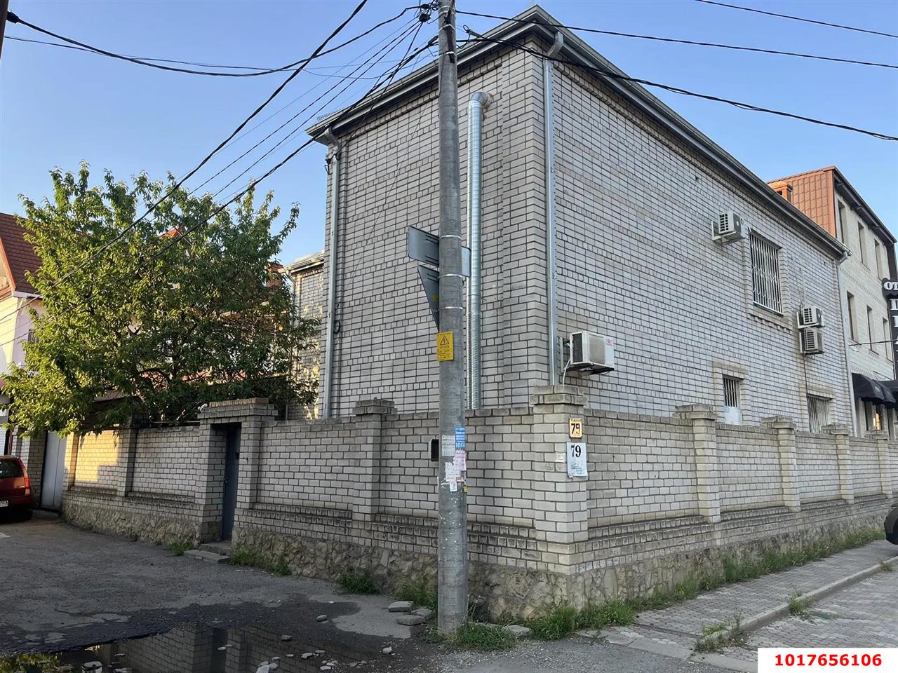 Фото №2: Отдельное здание 329&nbsp;м², 1/2&nbsp;эт. - Краснодар, Центральный внутригородской округ, мкр. Дубинка, ул. Майкопская, 79