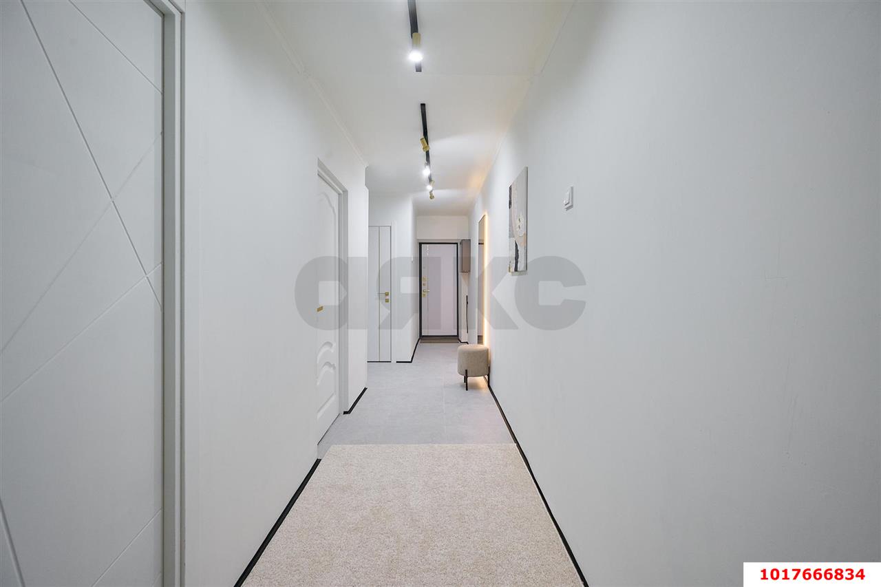 Фото №10: 3-комнатная квартира 67&nbsp;м², 4/9&nbsp;эт. - Краснодар, Центральный внутригородской округ, мкр. Центральный, ул. Хакурате, 12
