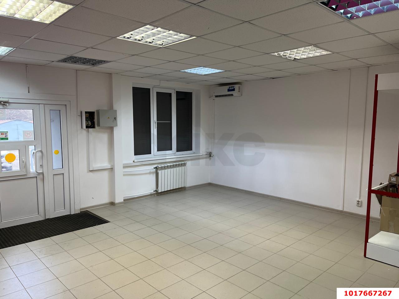 Фото №2: Торговое помещение 78&nbsp;м², 1/4&nbsp;эт. - Российский, мкр. Прикубанский внутригородской округ, ул. Волховская, 8