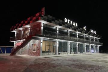 Фото №1: Готовый бизнес 1059&nbsp;м², 2/2&nbsp;эт. - Комсомольский, ул. Мира, 2П