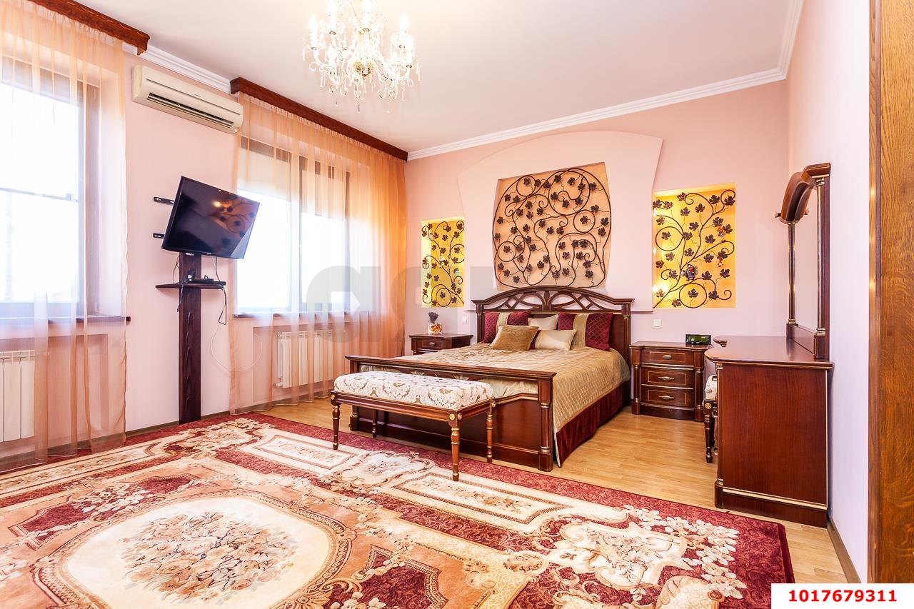 Фото №13: Дом 385&nbsp;м² + 6&nbsp;сот., 2&nbsp;эт. - Краснодар, Центральный внутригородской округ, мкр. Дубинка, ул. Кочубея
