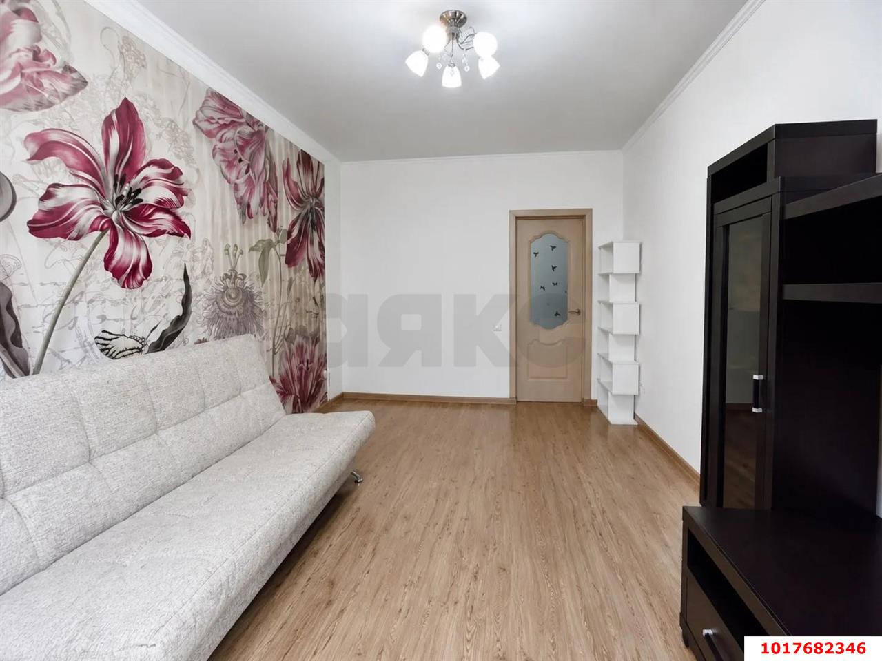 Фото №3: 1-комнатная квартира 43&nbsp;м², 4/7&nbsp;эт. - Краснодар, Прикубанский внутригородской округ, мкр. Музыкальный, ул. имени Сергея Есенина, 108/1