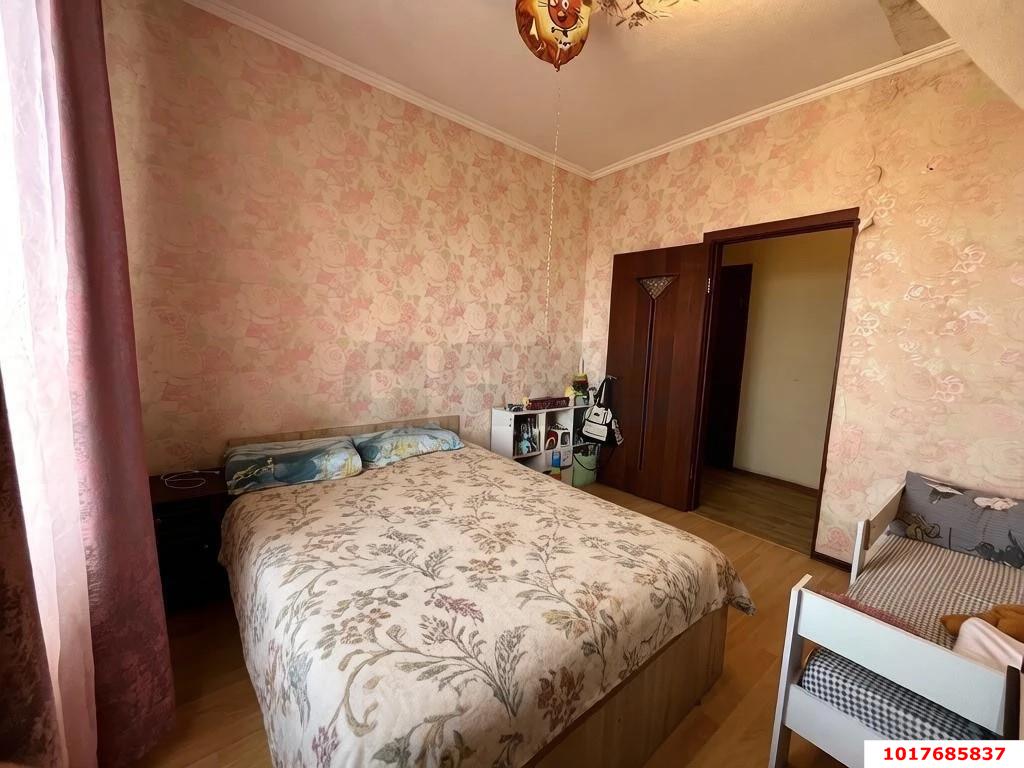 Фото №2: 2-комнатная квартира 64&nbsp;м², 4/4&nbsp;эт. - Краснодар, Прикубанский внутригородской округ, Калинино, мкр. Завод Радиоизмерительных Приборов, ул. Российская, 432