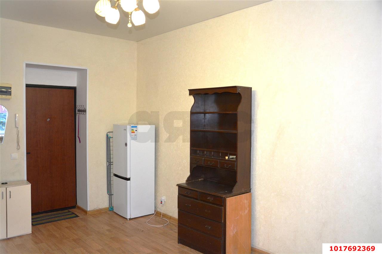 Фото №2: Комната 17&nbsp;м², 3/4&nbsp;эт. - Краснодар, Карасунский внутригородской округ, мкр. Черёмушки, ул. Таманская, 156