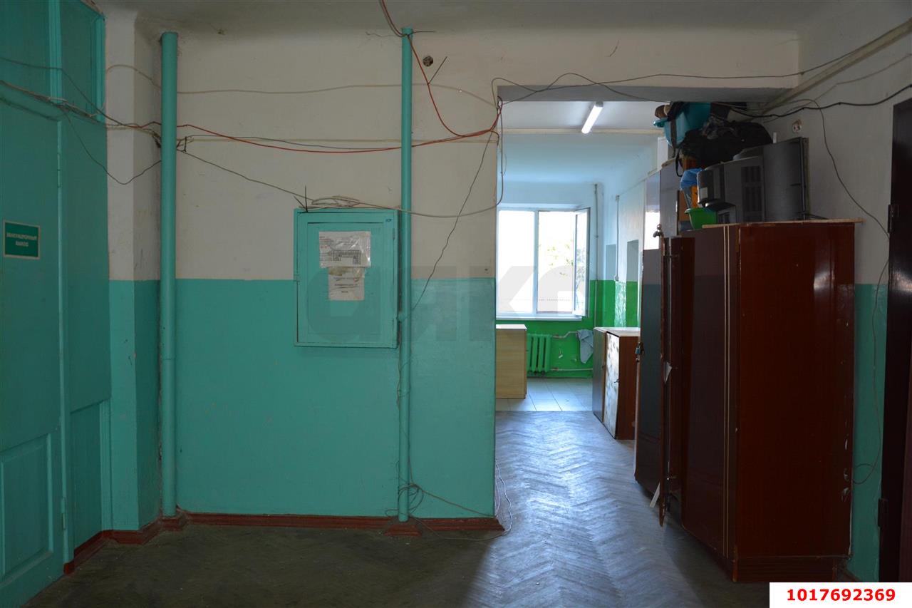 Фото №7: Комната 17&nbsp;м², 3/4&nbsp;эт. - Краснодар, Карасунский внутригородской округ, мкр. Черёмушки, ул. Таманская, 156