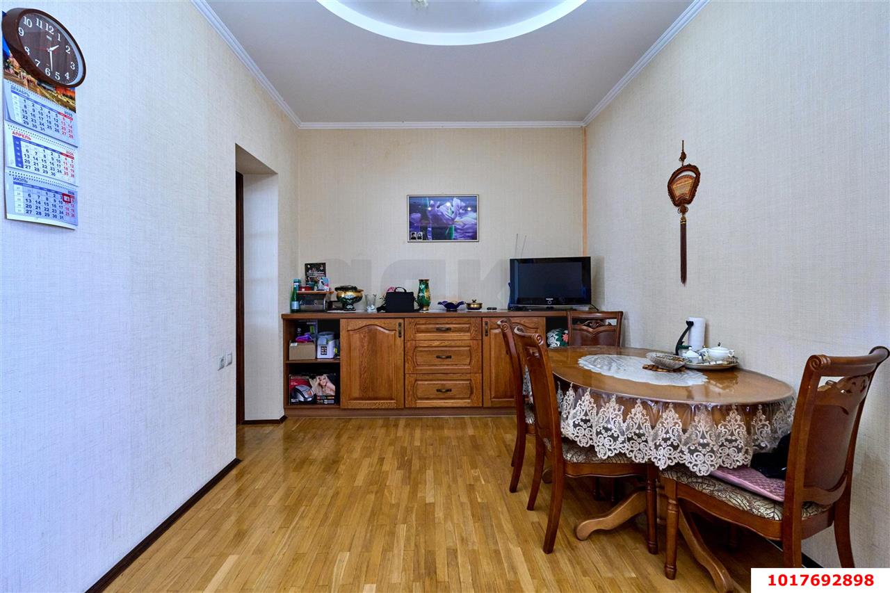 Фото №10: Дом 435&nbsp;м² + 4.5&nbsp;сот., 3&nbsp;эт. - Краснодар, Центральный внутригородской округ, мкр. Центральный, ул. Янковского