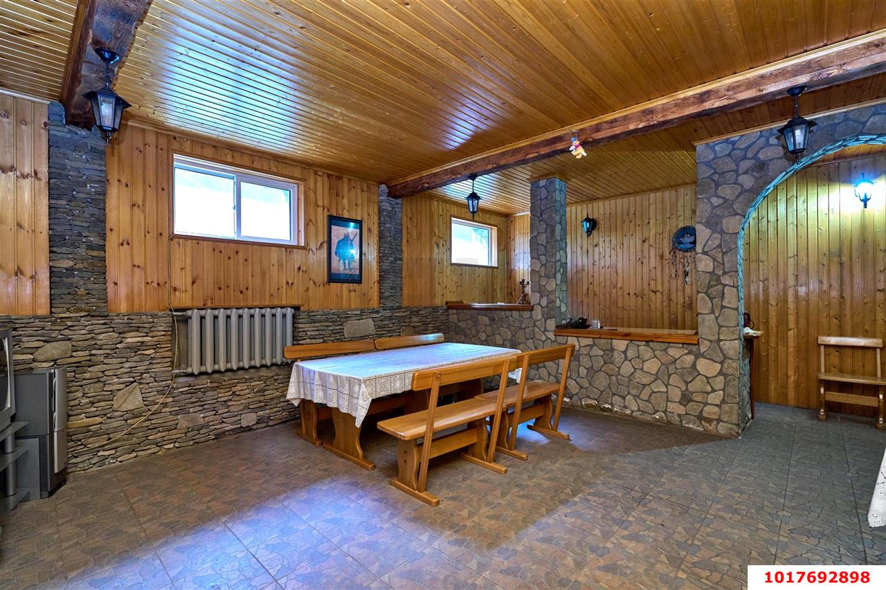 Фото №26: Дом 435&nbsp;м² + 4.5&nbsp;сот., 3&nbsp;эт. - Краснодар, Центральный внутригородской округ, мкр. Центральный, ул. Янковского