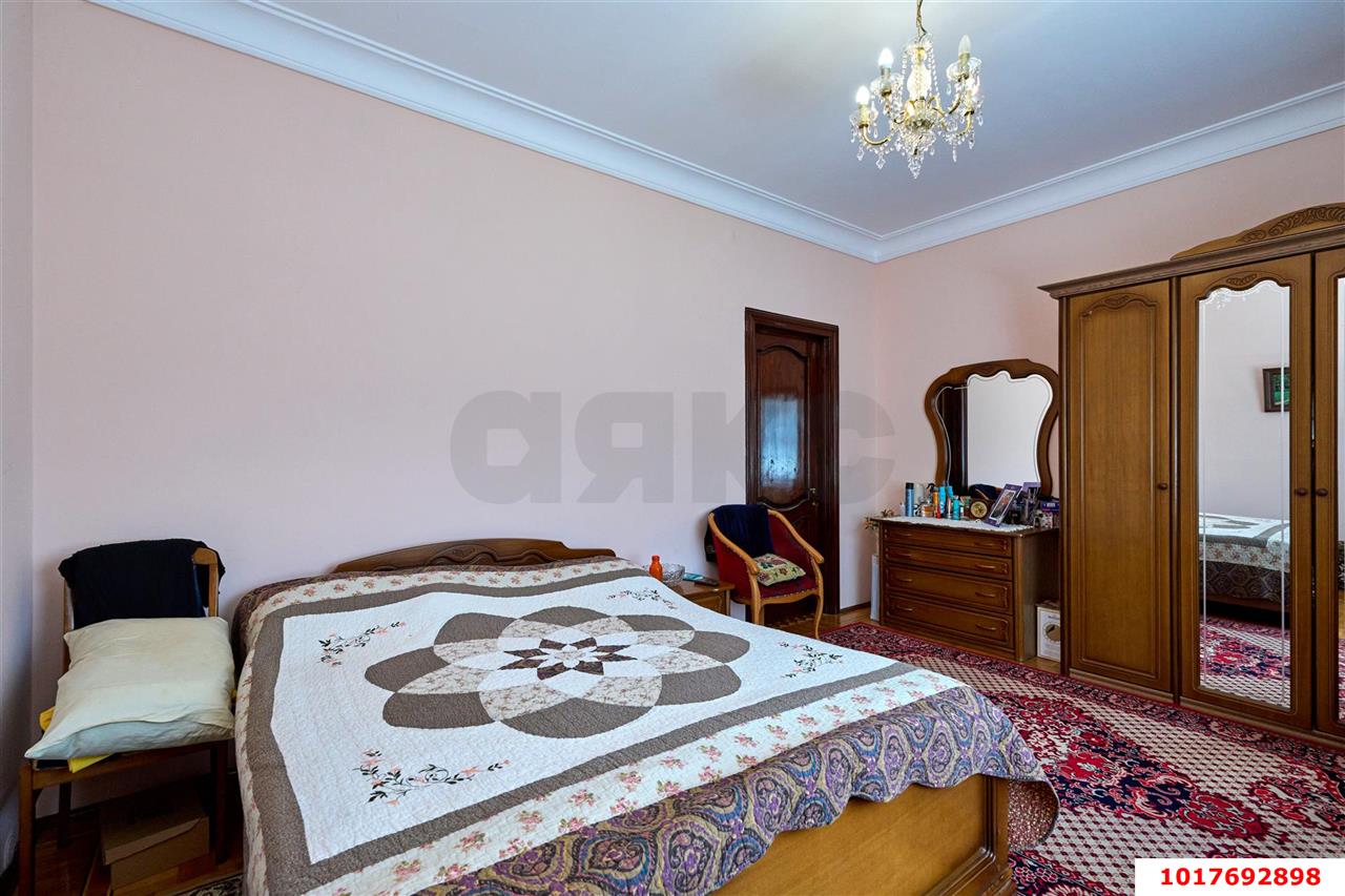 Фото №14: Дом 435&nbsp;м² + 4.5&nbsp;сот., 3&nbsp;эт. - Краснодар, Центральный внутригородской округ, мкр. Центральный, ул. Янковского