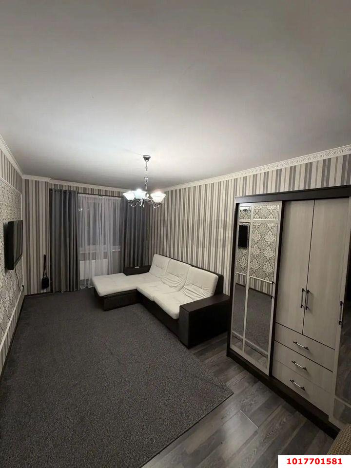 Фото №1: 1-комнатная квартира 37&nbsp;м², 3/6&nbsp;эт. - Краснодар, Прикубанский внутригородской округ, мкр. Круглик, ул. Черниговская, 8