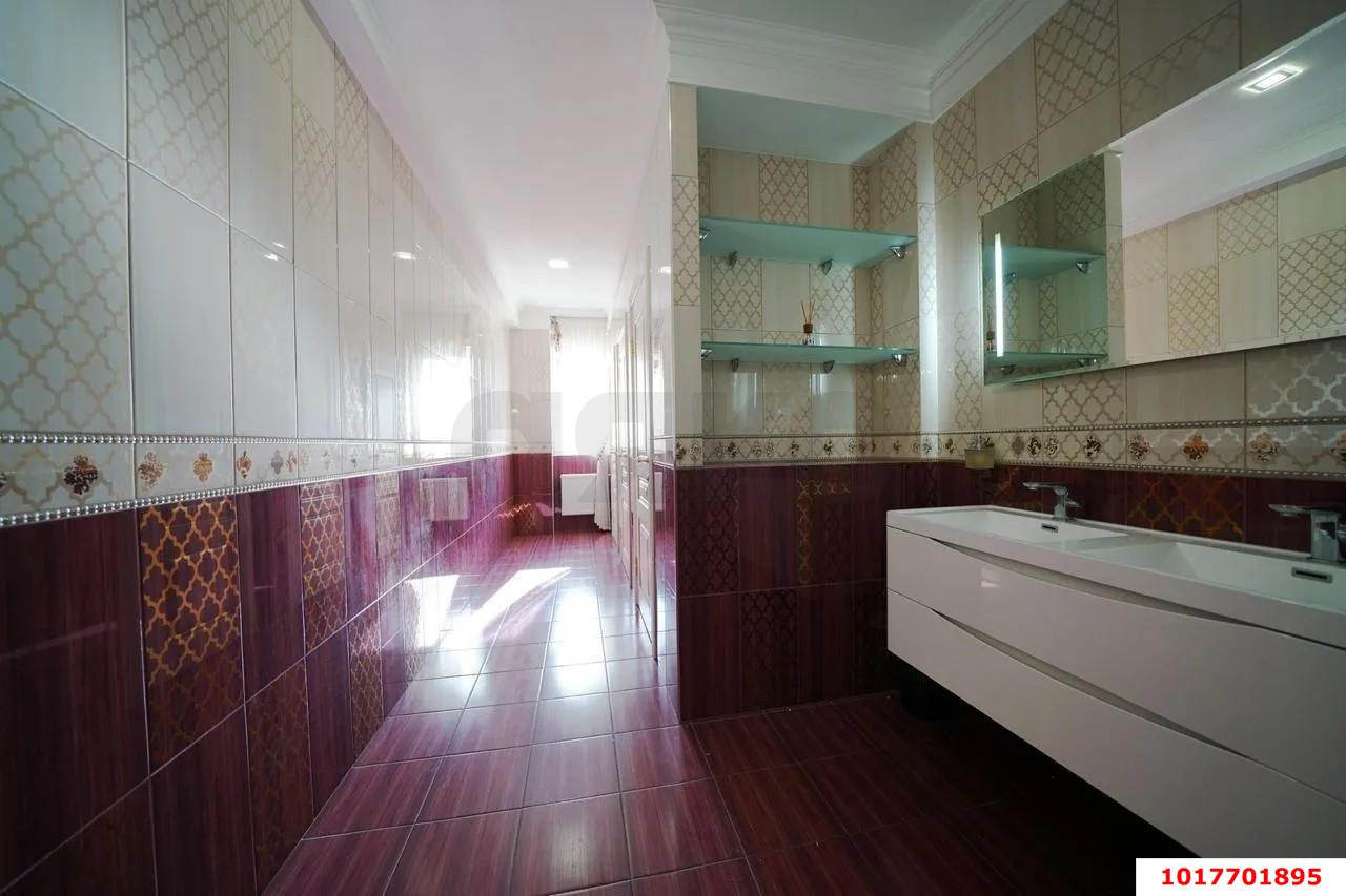 Фото №20: Офисное помещение 608&nbsp;м², 5/5&nbsp;эт. - Краснодар, мкр. Западный внутригородской округ, ул. Красная, 155/1