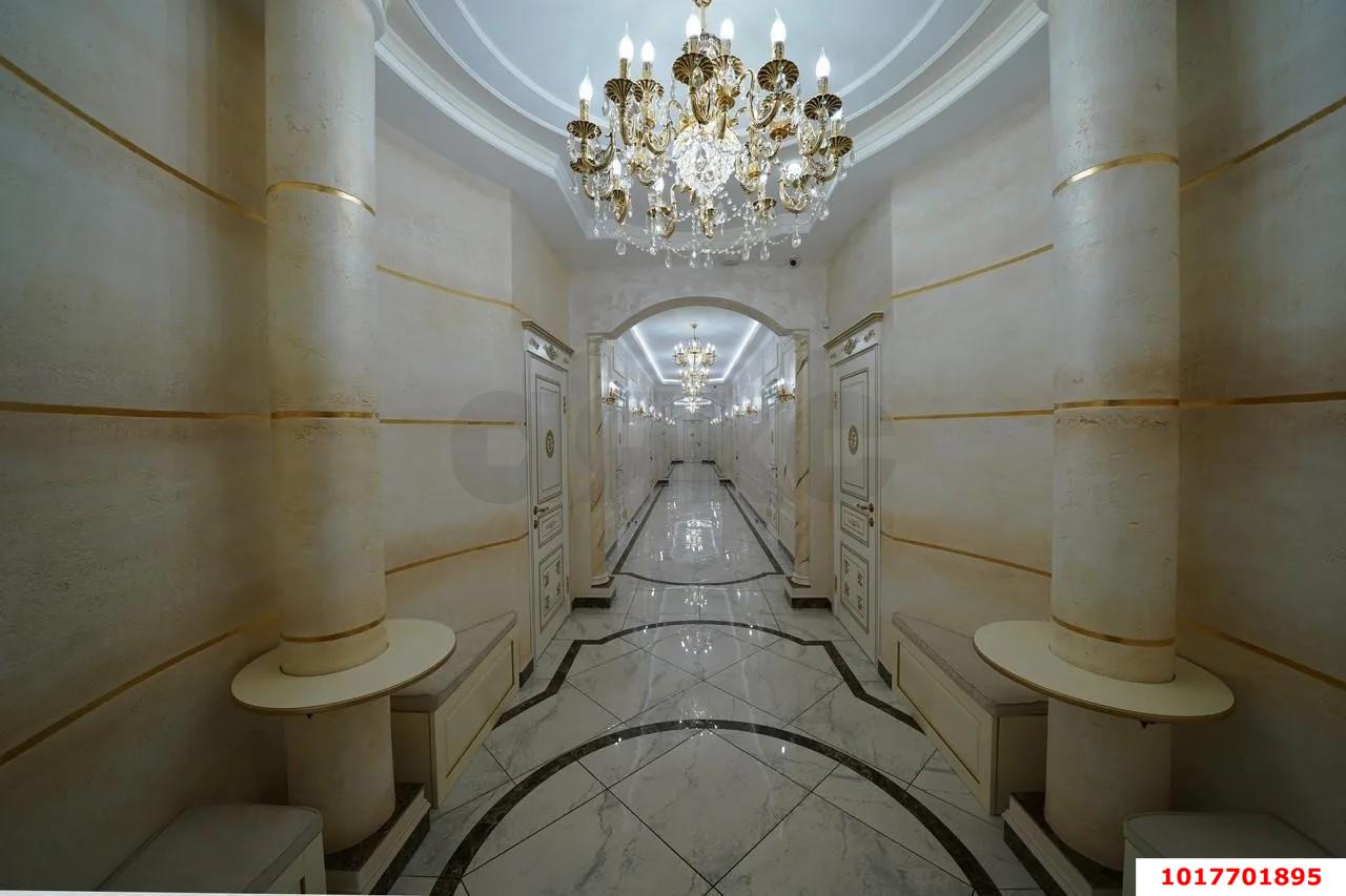 Фото №4: Офисное помещение 608&nbsp;м², 5/5&nbsp;эт. - Краснодар, мкр. Западный внутригородской округ, ул. Красная, 155/1