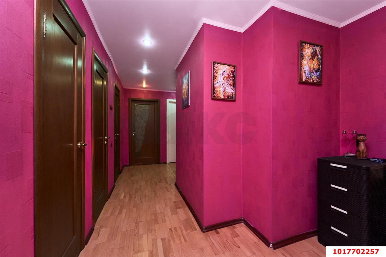 Фото №15: 3-комнатная квартира 75&nbsp;м², 5/9&nbsp;эт. - Краснодар, Центральный внутригородской округ, мкр. Центральный, ул. Суворова, 74