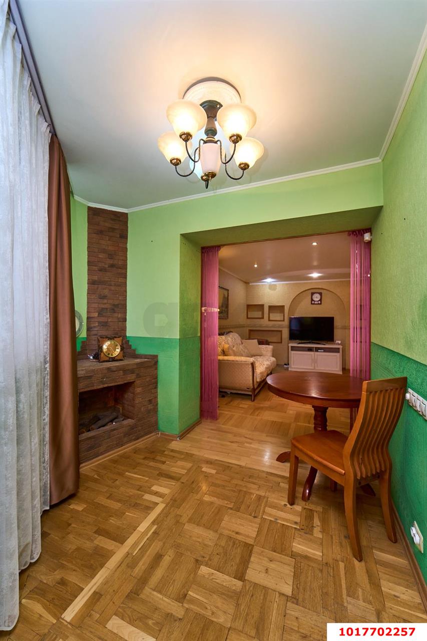 Фото №20: 3-комнатная квартира 75&nbsp;м², 5/9&nbsp;эт. - Краснодар, Центральный внутригородской округ, мкр. Центральный, ул. Суворова, 74