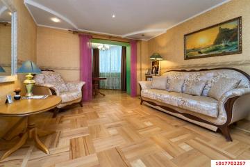 Фото №1: 3-комнатная квартира 75 м², 5/9 эт. - Краснодар, мкр. Центральный, ул. Суворова, 74