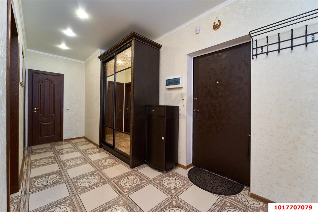 Фото №12: 2-комнатная квартира 67&nbsp;м², 5/16&nbsp;эт. - Краснодар, Прикубанский внутригородской округ, жилой комплекс Времена Года-2, мкр. имени Петра Метальникова, ул. Петра Метальникова, 26