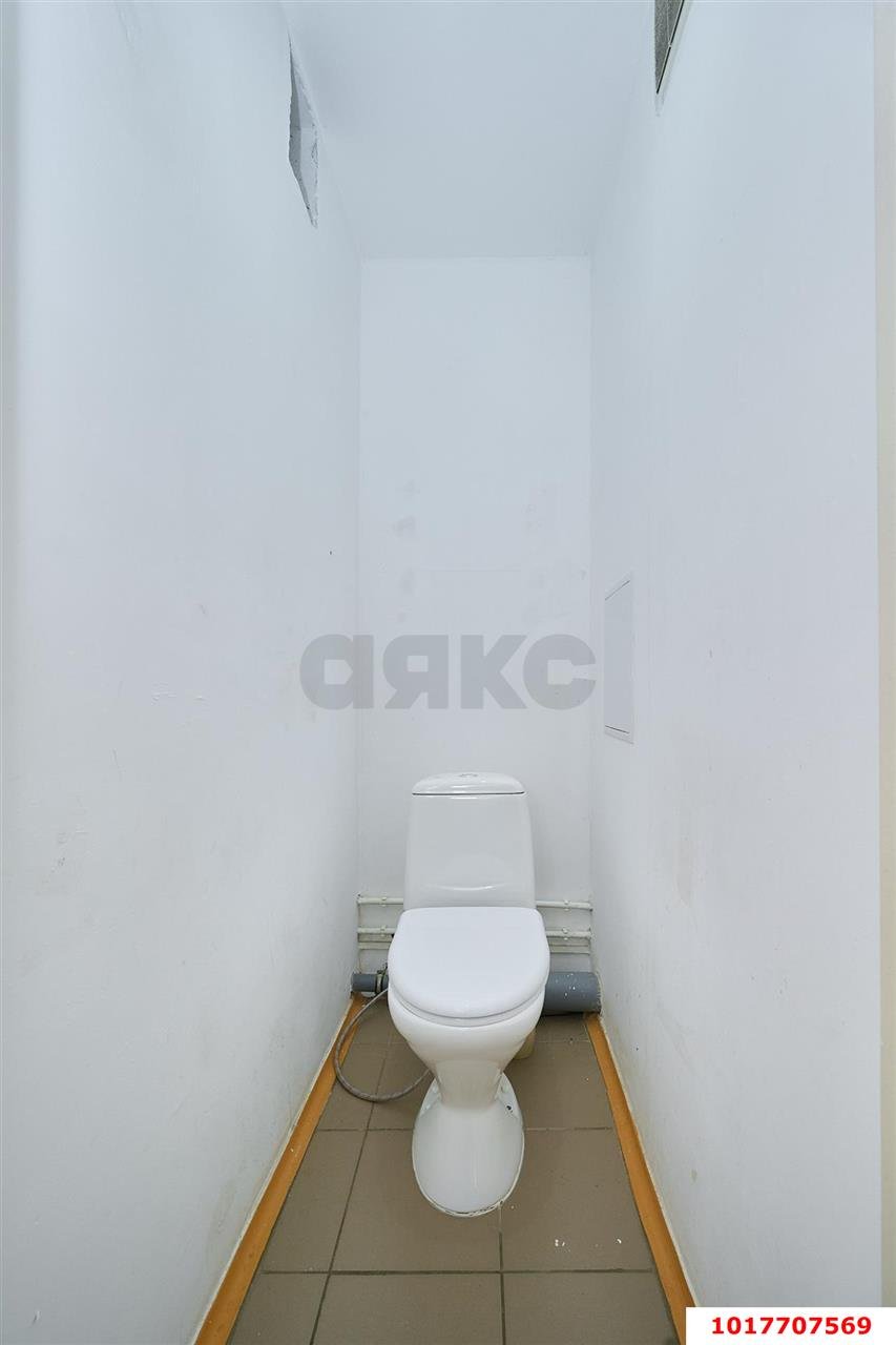 Фото №9: 2-комнатная квартира 64&nbsp;м², 9/16&nbsp;эт. - Краснодар, Прикубанский внутригородской округ, мкр. Восточно-Кругликовский, ул. им. Героя Яцкова И.В., 28