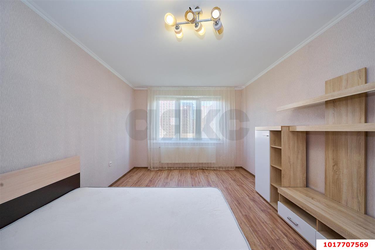 Фото №1: 2-комнатная квартира 64&nbsp;м², 9/16&nbsp;эт. - Краснодар, Прикубанский внутригородской округ, мкр. Восточно-Кругликовский, ул. им. Героя Яцкова И.В., 28