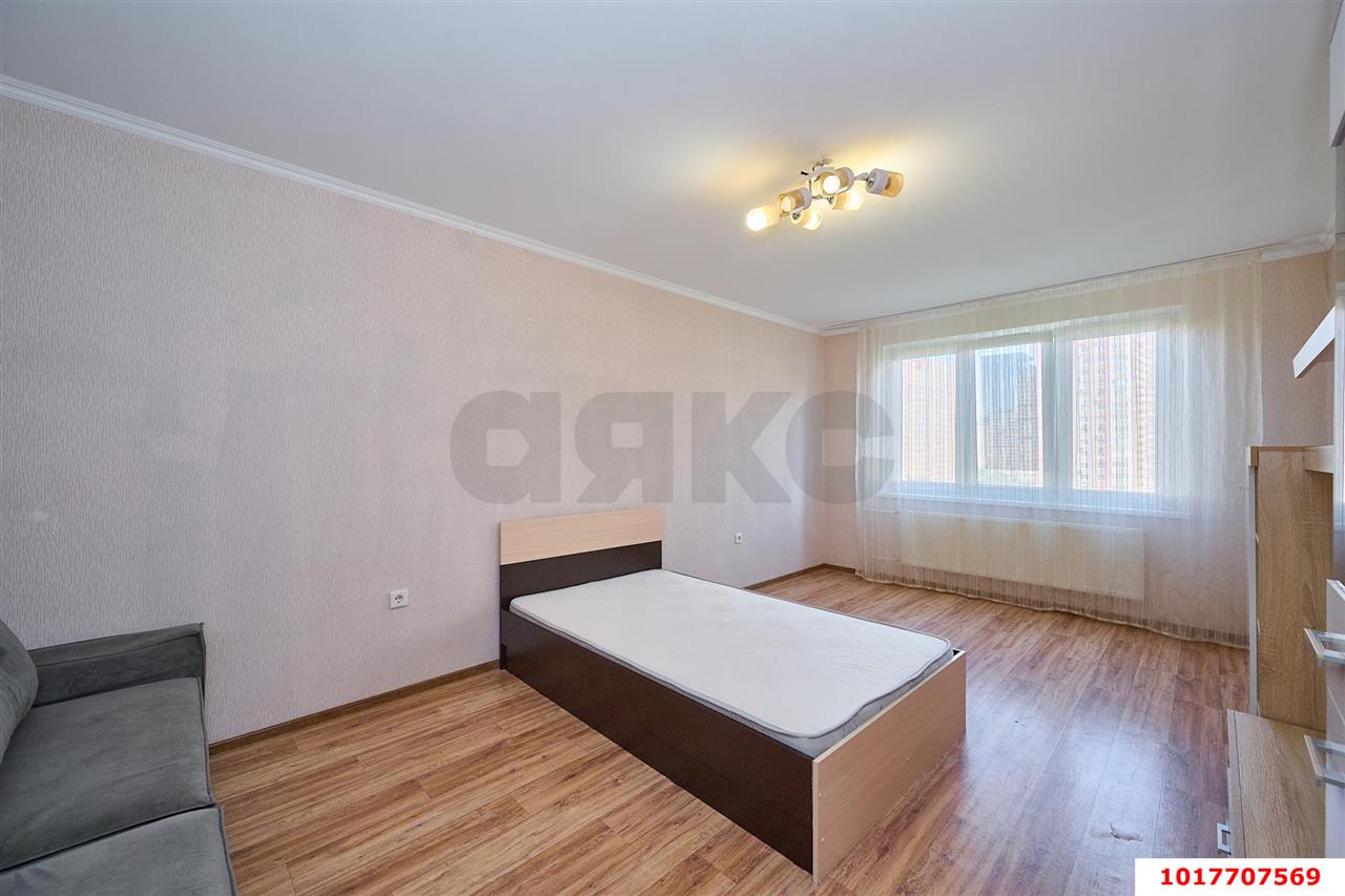 Фото №2: 2-комнатная квартира 64&nbsp;м², 9/16&nbsp;эт. - Краснодар, Прикубанский внутригородской округ, мкр. Восточно-Кругликовский, ул. им. Героя Яцкова И.В., 28