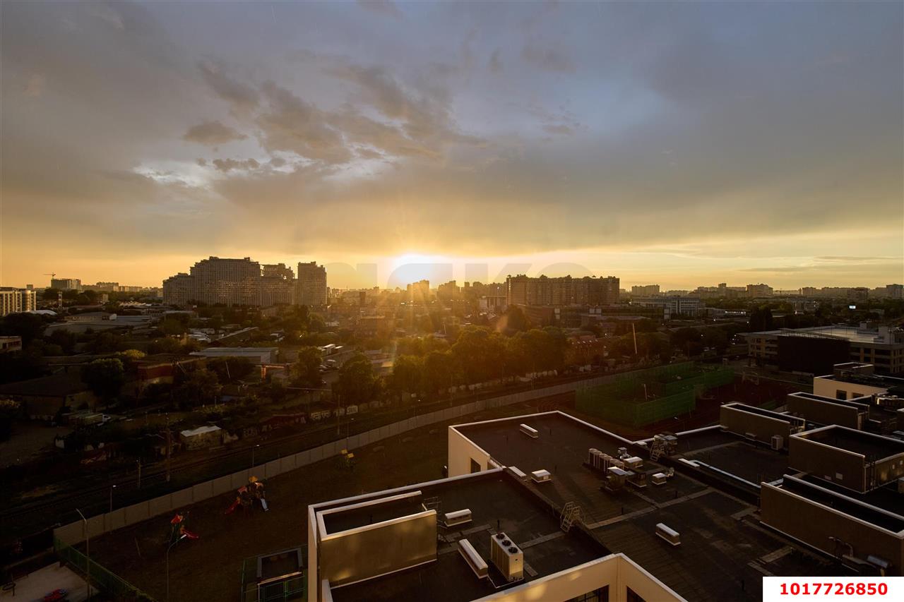 Фото №3: 3-комнатная квартира 80&nbsp;м², 12/16&nbsp;эт. - Краснодар, Центральный внутригородской округ, Табачная Фабрика, мкр. ЖК Все Свои Вип, ул. Колхозная, 5/1