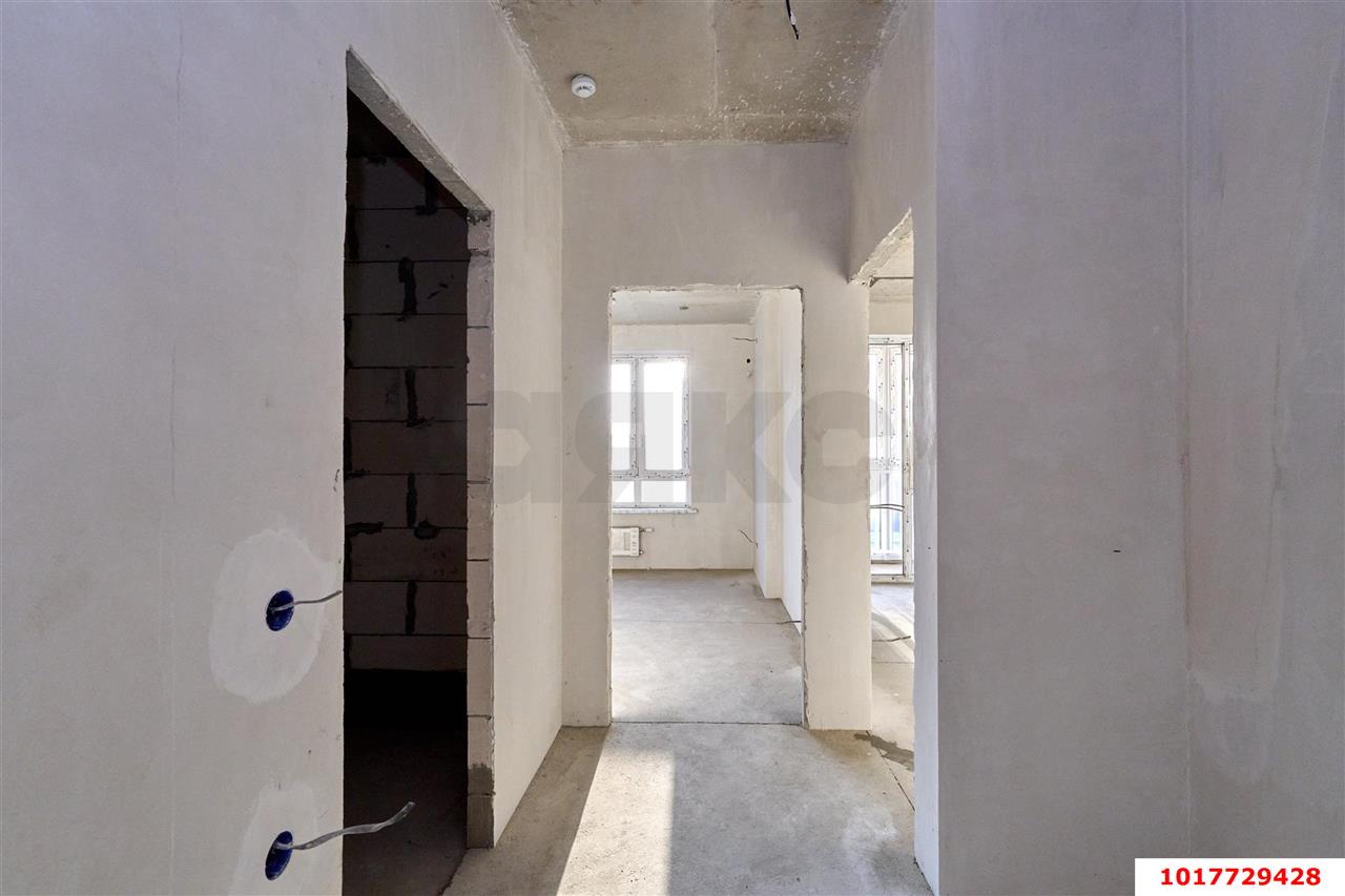 Фото №7: 1-комнатная квартира 36&nbsp;м², 8/9&nbsp;эт. - Краснодар, Прикубанский внутригородской округ, мкр. Парк Победы, ул. имени Героя Нурбагандова, 3к1
