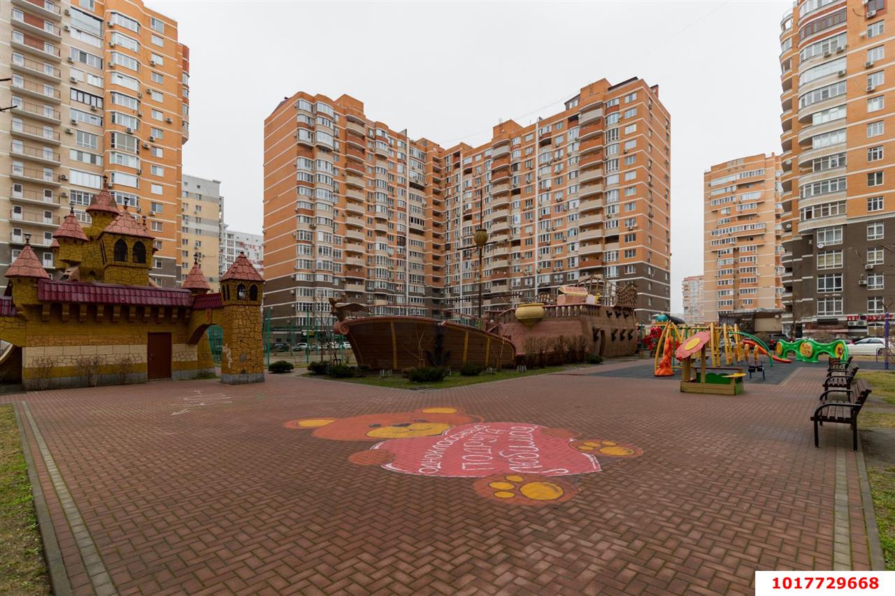 Фото №10: 2-комнатная квартира 68&nbsp;м², 13/16&nbsp;эт. - Краснодар, Прикубанский внутригородской округ, Фестивальный, мкр. Солнечный, ул. Казбекская, 16