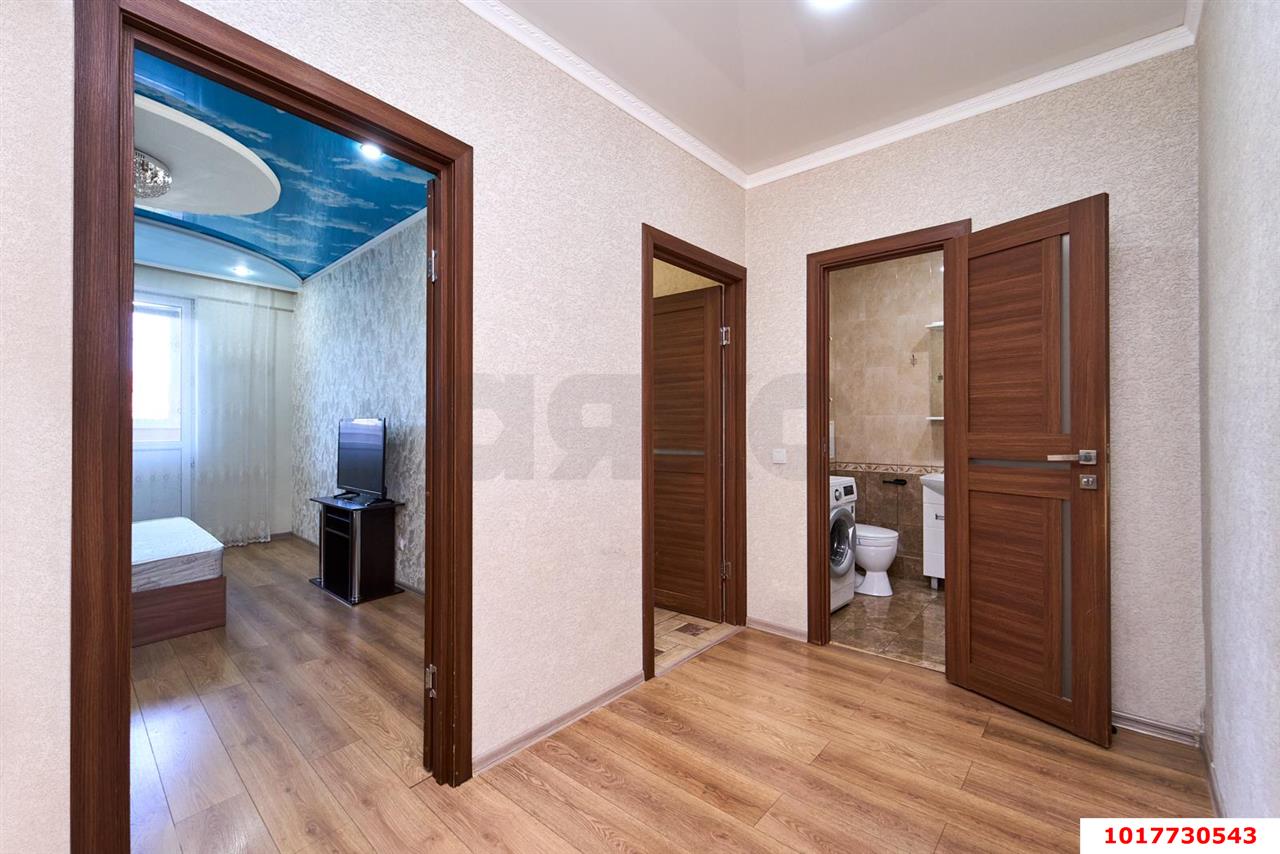 Фото №7: 1-комнатная квартира 45&nbsp;м², 2/16&nbsp;эт. - Краснодар, Прикубанский внутригородской округ, жилой комплекс Времена Года-2, мкр. имени Петра Метальникова, ул. Петра Метальникова, 26