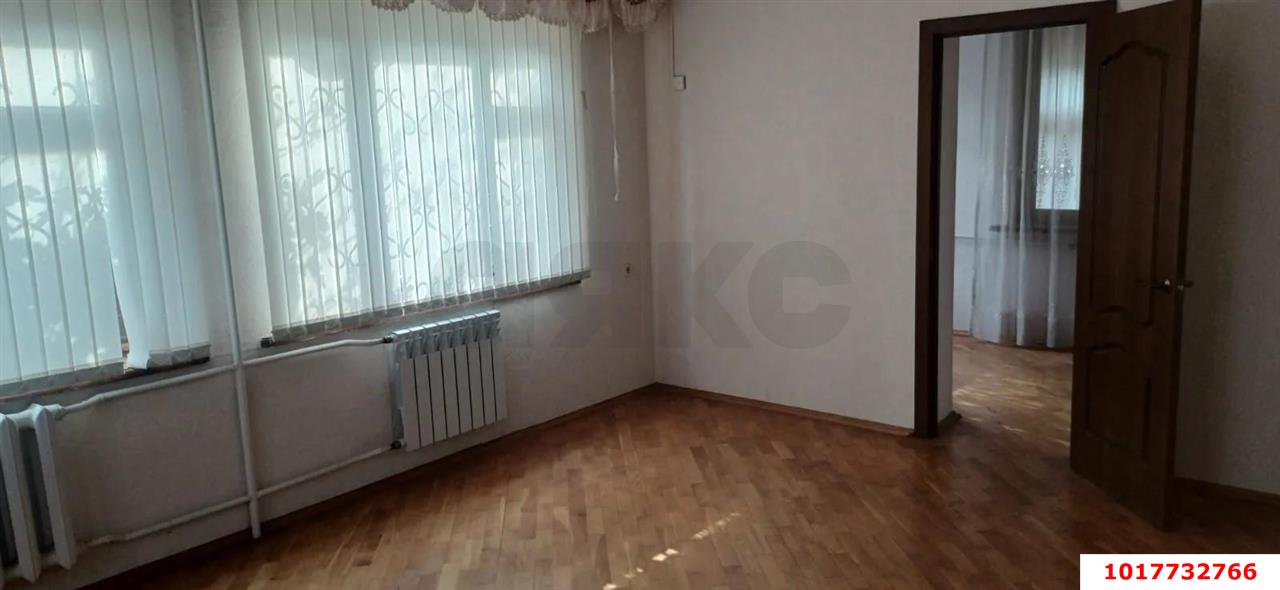 Фото №4: Дом 202&nbsp;м² + 8.2&nbsp;сот., 2&nbsp;эт. - НСТ Ориентир, мкр. Прикубанский внутригородской округ, ул. Грушевая, 427