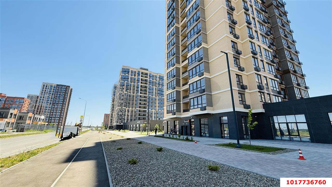 Фото №6: Торговое помещение 288&nbsp;м², 1/16&nbsp;эт. - Краснодар, Прикубанский внутригородской округ, мкр. ЖК Тёплые Края, ул. им. Александра Гикало, 11