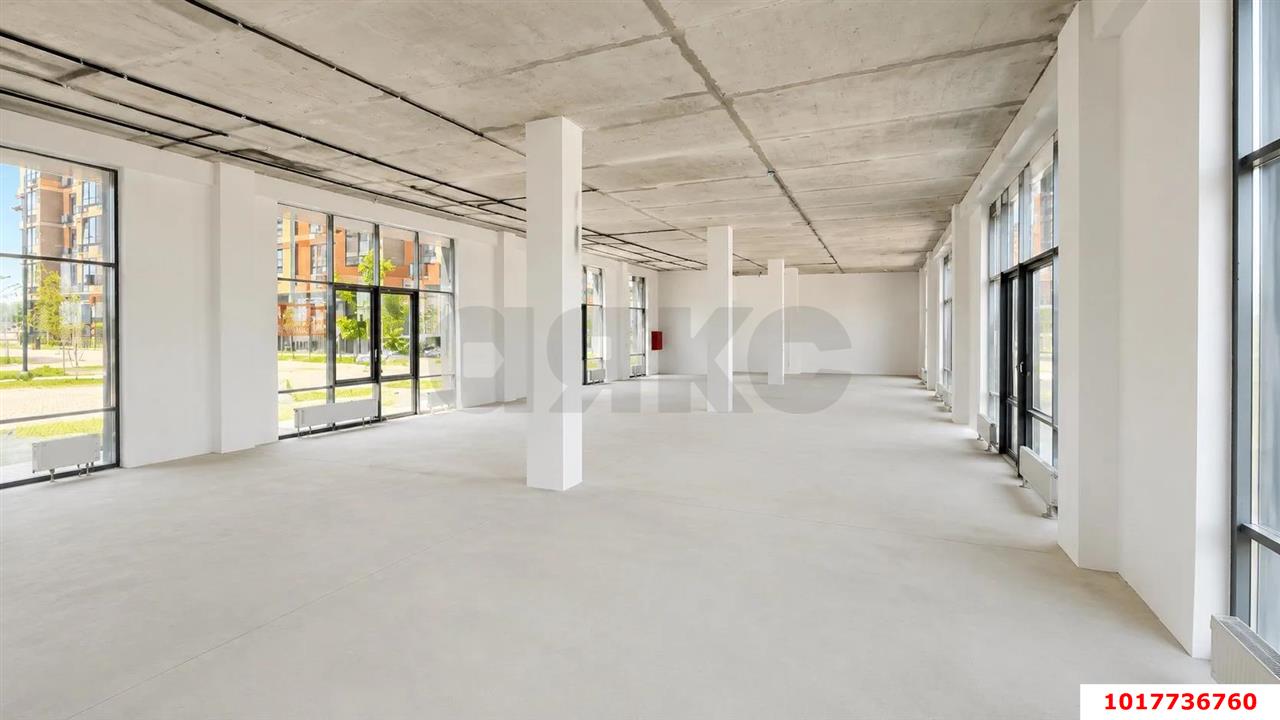 Фото №4: Торговое помещение 288&nbsp;м², 1/16&nbsp;эт. - Краснодар, Прикубанский внутригородской округ, мкр. ЖК Тёплые Края, ул. им. Александра Гикало, 11