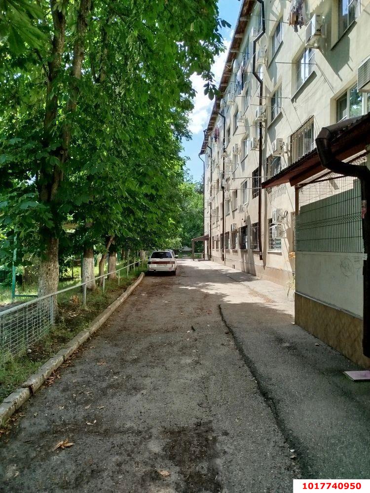 Фото №1: Студия 16&nbsp;м², 4/5&nbsp;эт. - Краснодар, Карасунский внутригородской округ, мкр. Гидростроителей, ул. имени Дмитрия Благоева, 8