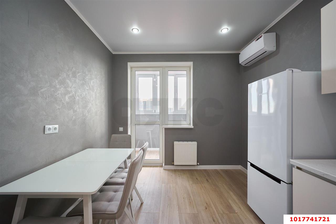 Фото №3: 2-комнатная квартира 60&nbsp;м², 14/16&nbsp;эт. - Краснодар, Прикубанский внутригородской округ, Россинского, мкр. жилой комплекс Дружный, ул. Адмирала Серебрякова, 3к2