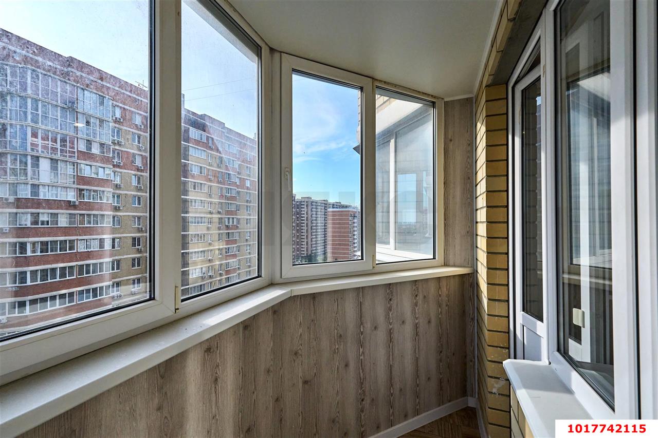 Фото №12: 2-комнатная квартира 67&nbsp;м², 12/17&nbsp;эт. - Краснодар, Прикубанский внутригородской округ, имени Петра Метальникова, мкр. ЖК Времена Года 3, ул. Цезаря Куникова, 24к2