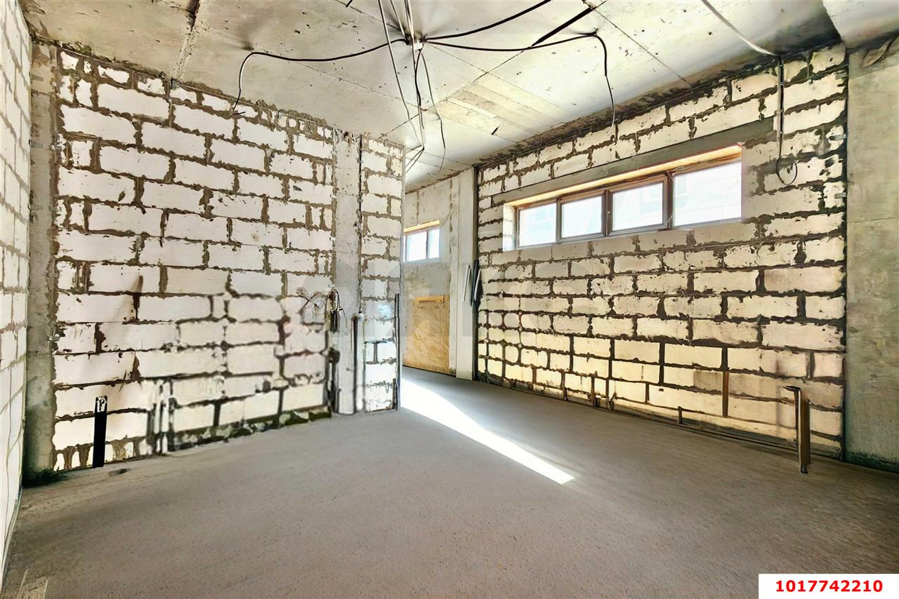 Фото №15: Офисное помещение 205&nbsp;м², 1/2&nbsp;эт. - Краснодар, мкр. Западный внутригородской округ, ул. Бабушкина, 233