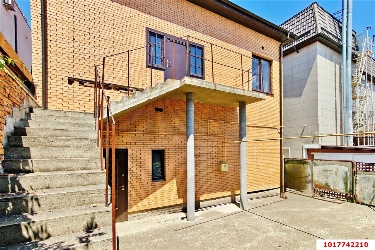 Фото №3: Офисное помещение 205&nbsp;м², 1/2&nbsp;эт. - Краснодар, мкр. Западный внутригородской округ, ул. Бабушкина, 233