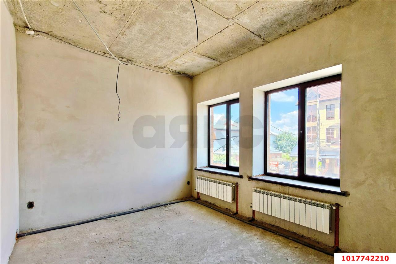 Фото №6: Офисное помещение 205&nbsp;м², 1/2&nbsp;эт. - Краснодар, мкр. Западный внутригородской округ, ул. Бабушкина, 233
