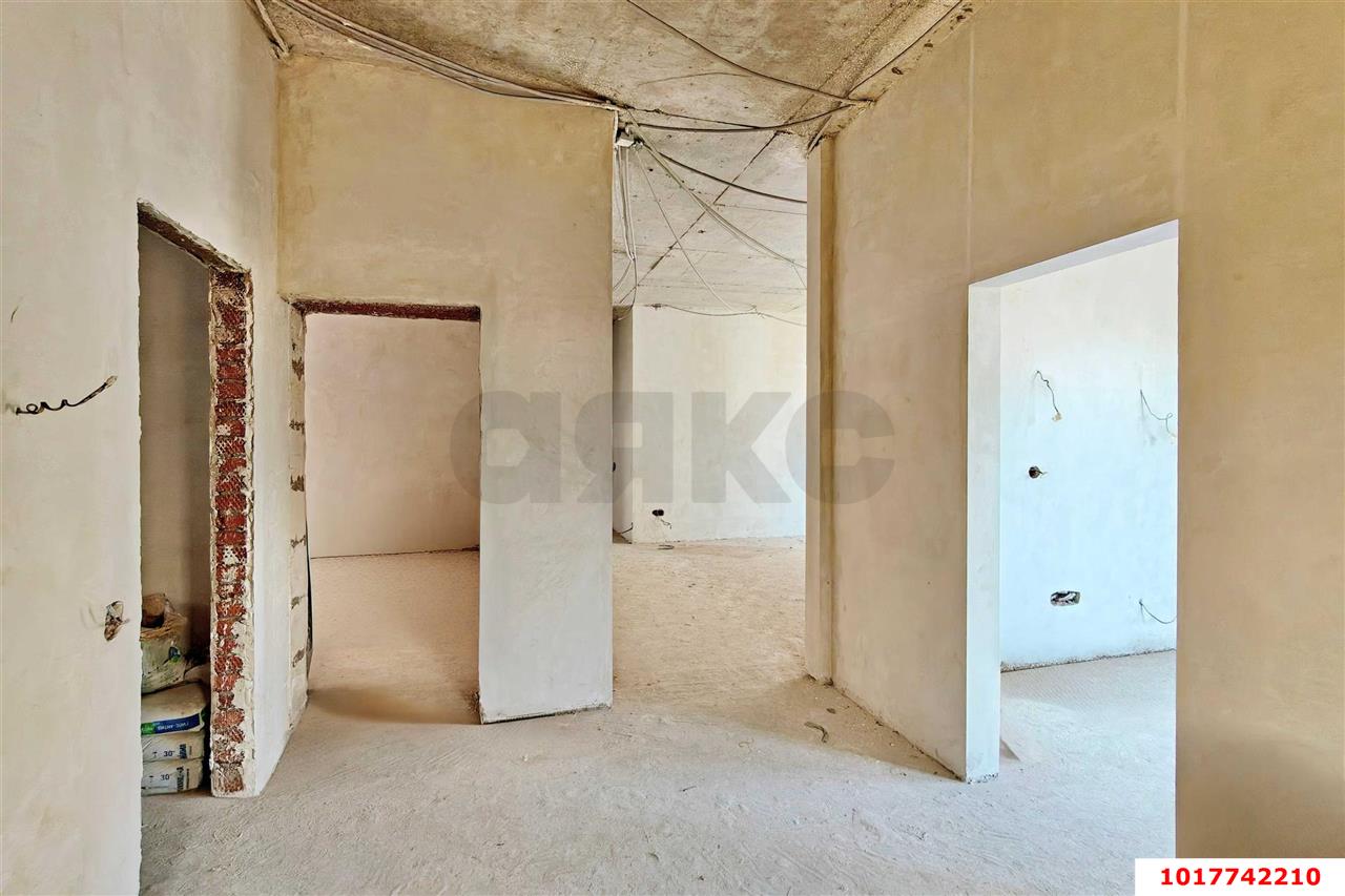Фото №5: Офисное помещение 205&nbsp;м², 1/2&nbsp;эт. - Краснодар, мкр. Западный внутригородской округ, ул. Бабушкина, 233