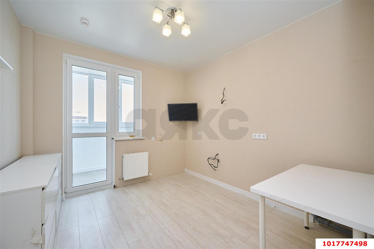 Фото №4: 1-комнатная квартира 39&nbsp;м², 18/19&nbsp;эт. - Краснодар, Прикубанский внутригородской округ, Россинского, мкр. жилой комплекс Дружный-2, б-р Адмиралтейский, 3