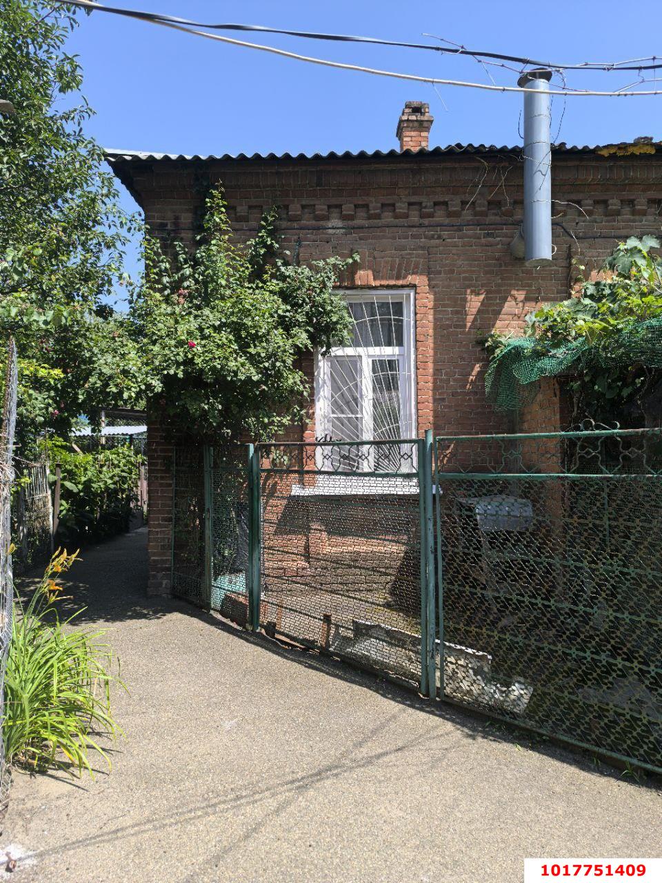 Фото №1: 1-комнатная квартира 30&nbsp;м², 1/1&nbsp;эт. - Краснодар, Западный внутригородской округ, мкр. Центральный, ул. Красная, 15