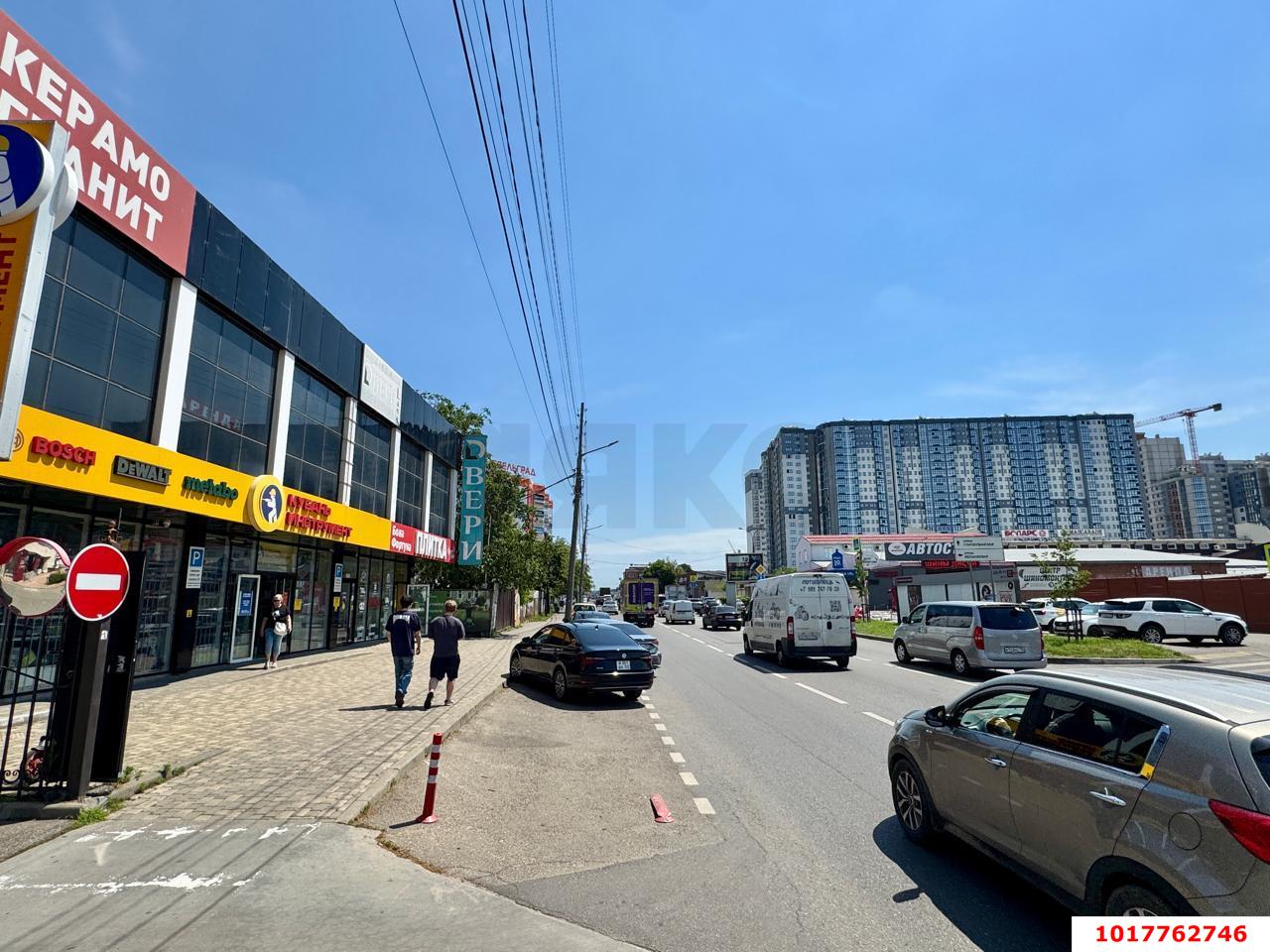 Фото №3: Торговое помещение 1100&nbsp;м², 1/2&nbsp;эт. - Краснодар, Карасунский внутригородской округ, мкр. Хлопчато-бумажный Комбинат, ул. Стасова, 186