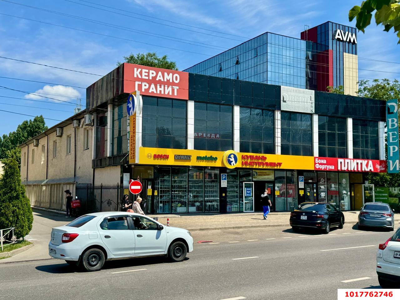 Фото №1: Торговое помещение 1100&nbsp;м², 1/2&nbsp;эт. - Краснодар, Карасунский внутригородской округ, мкр. Хлопчато-бумажный Комбинат, ул. Стасова, 186