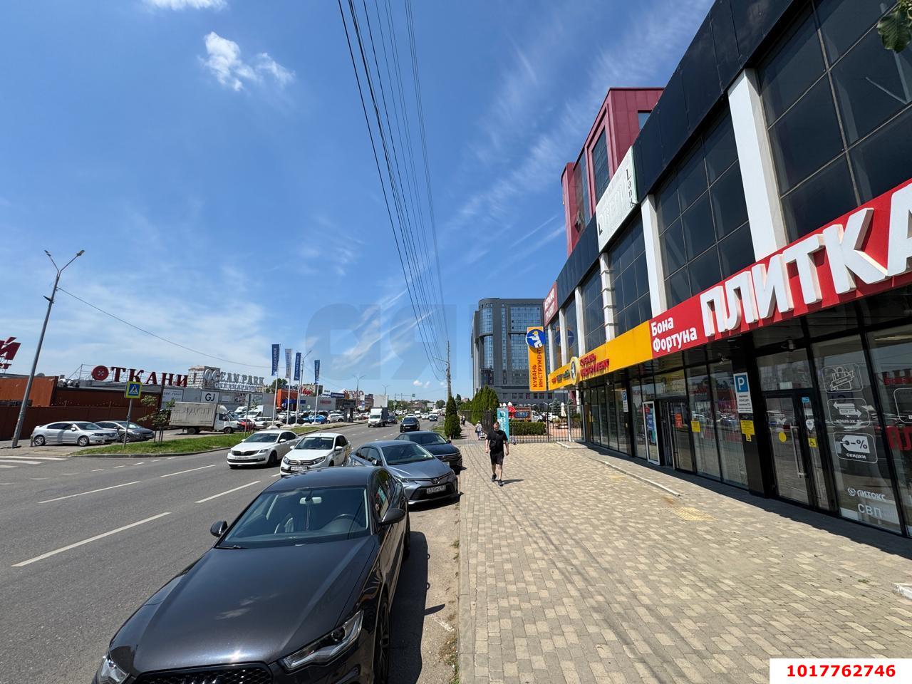 Фото №2: Торговое помещение 1100&nbsp;м², 1/2&nbsp;эт. - Краснодар, Карасунский внутригородской округ, мкр. Хлопчато-бумажный Комбинат, ул. Стасова, 186