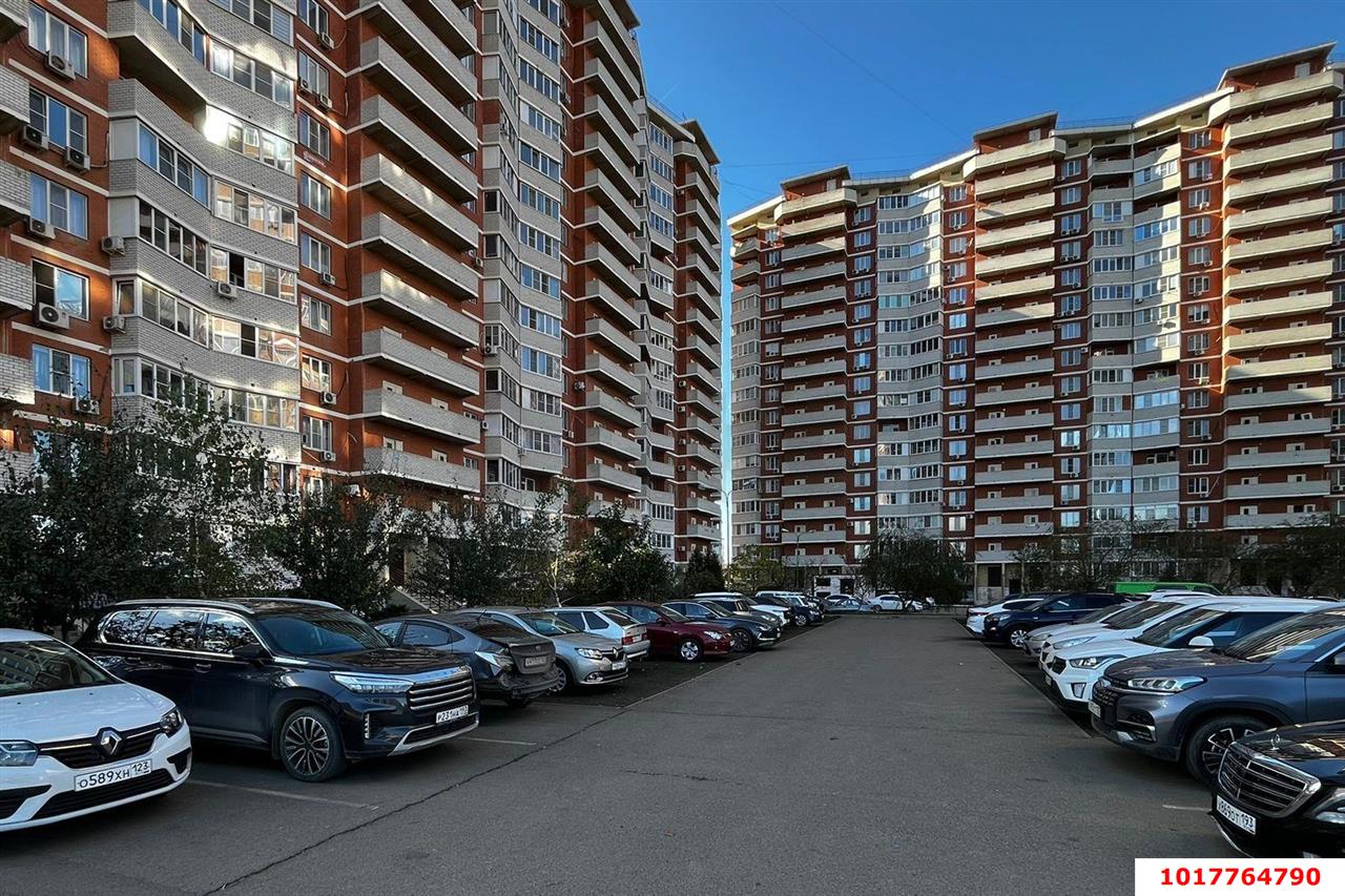 Фото №3: 2-комнатная квартира 82&nbsp;м², 9/16&nbsp;эт. - Краснодар, Прикубанский внутригородской округ, Калинино, Завод Радиоизмерительных Приборов, мкр. квартал Народный, пер. Ленинский, 20/1к10