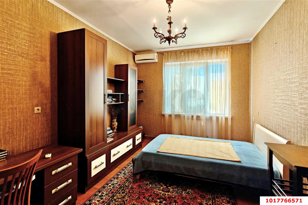 Фото №7: Отдельное здание 350&nbsp;м², 1/3&nbsp;эт. - Краснодар, Центральный внутригородской округ, мкр. Дубинка, ул. Ставропольская, 214/3