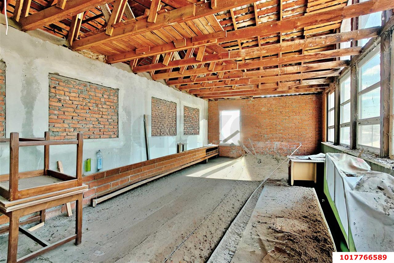 Фото №14: Отдельное здание 515&nbsp;м², 1/2&nbsp;эт. - Краснодар, Центральный внутригородской округ, мкр. Дубинка, ул. Ставропольская, 214/3