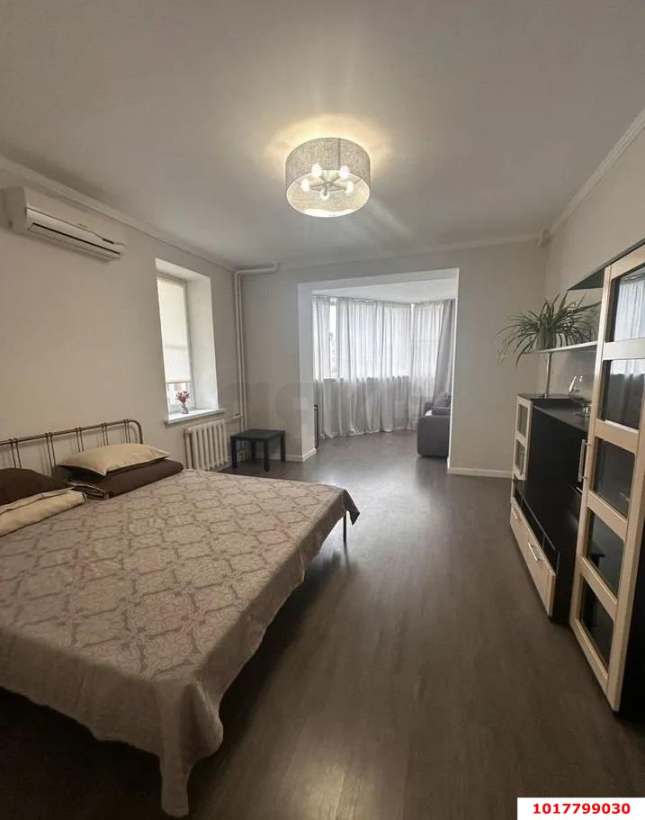 Фото №1: 1-комнатная квартира 52&nbsp;м², 6/12&nbsp;эт. - Краснодар, Карасунский внутригородской округ, мкр. Гидростроителей, ул. имени Игнатова, 2